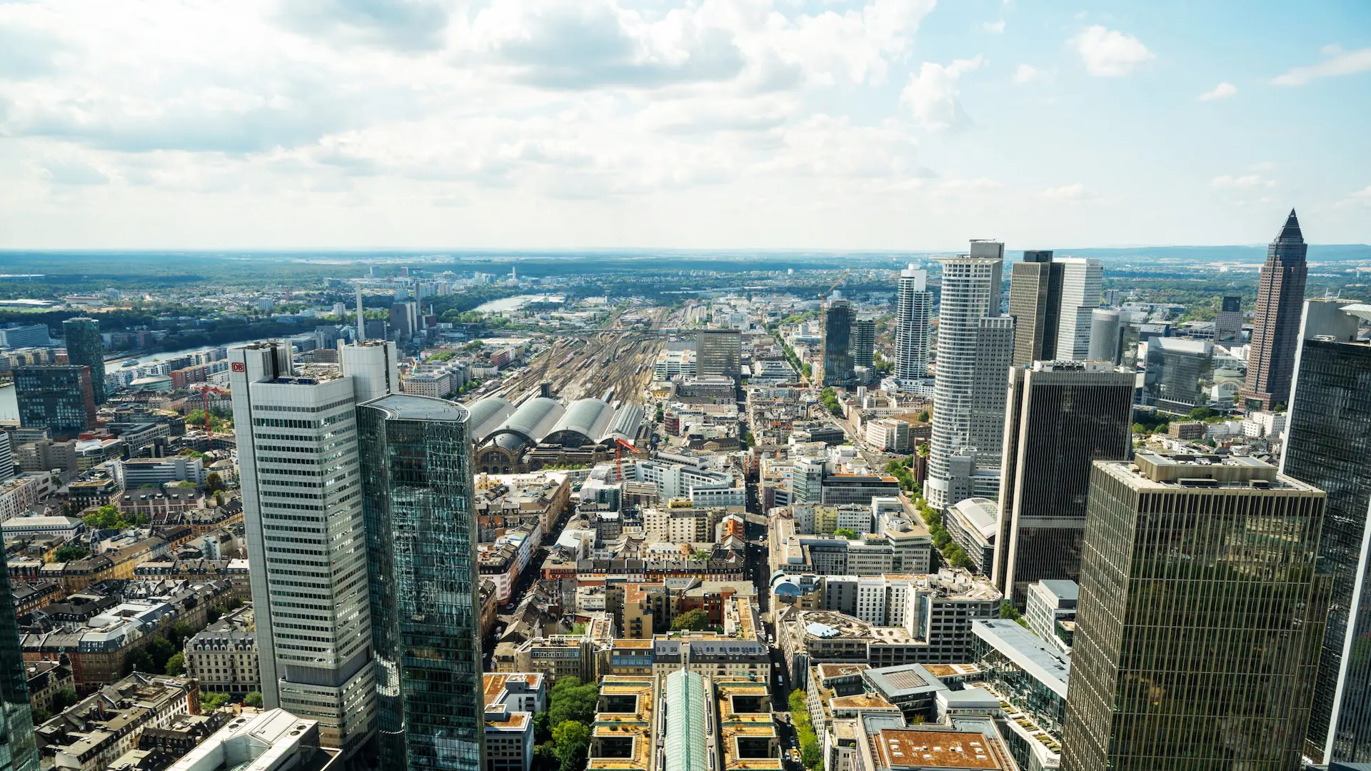 Urban development skyline representing GC Reports’ services in London and Scunthorpe, specialising in building compliance nationwide